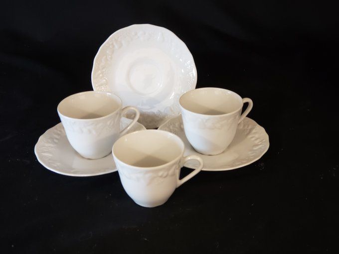  Elégant service à café en porcelaine blanche,  7 pièces, style classique  