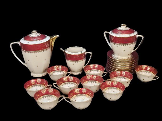 Service à café/thé en porcelaine de Limoges – Maison Séraphin