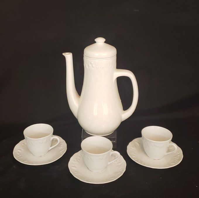  Elégant service à café en porcelaine blanche,  7 pièces, style classique  