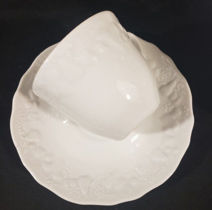  Elégant service à café en porcelaine blanche,  7 pièces, style classique  
