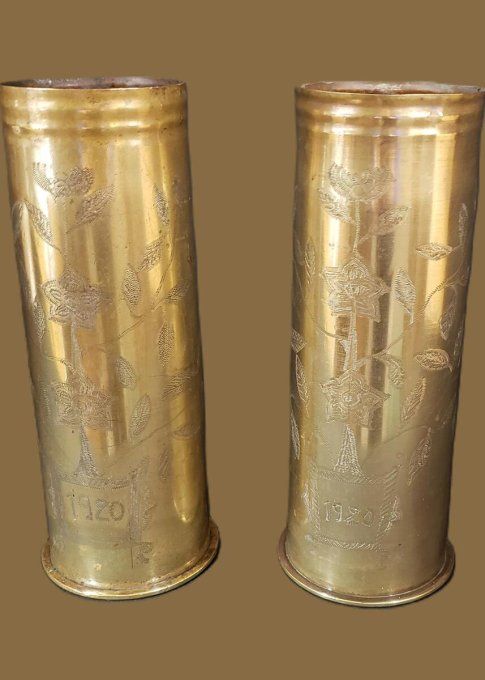 Paire de vases en douilles d’obus – Art des tranchées 1920