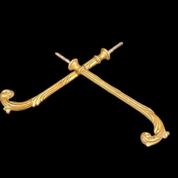       Paires de pitons à embrases de rideaux - laiton vintage