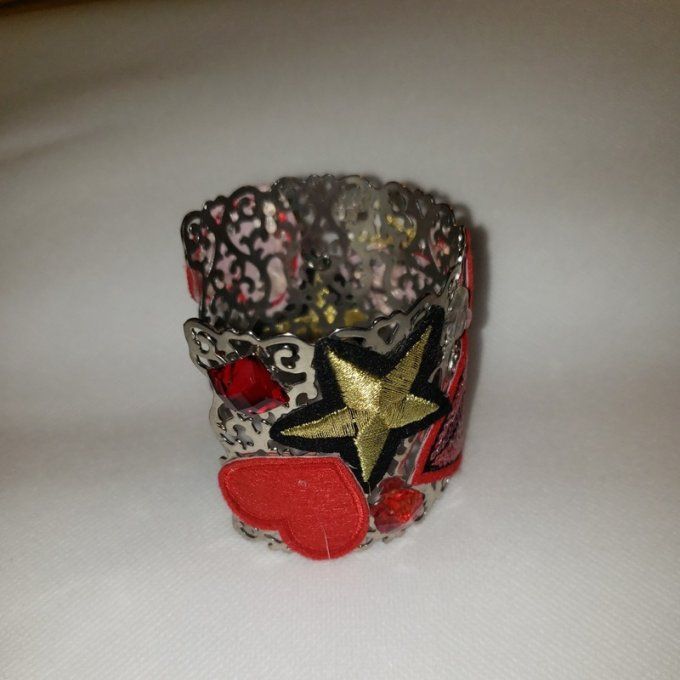 Bracelet Manchette – L’Artisanat au Poignet