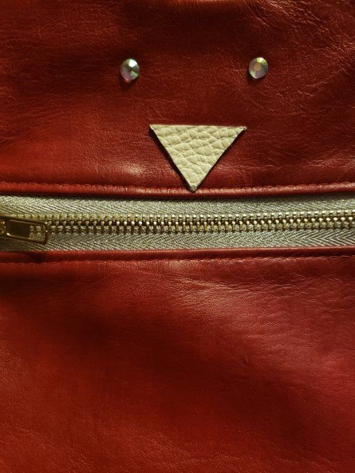 Pochette en cuir fait main – forme de chat mignon