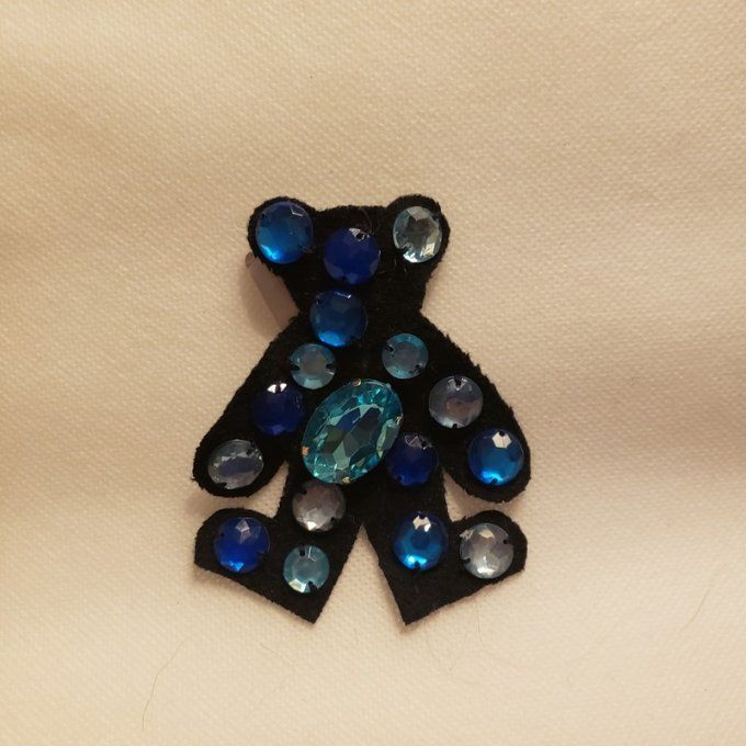 Broche nounours - fait main - Clous dorés