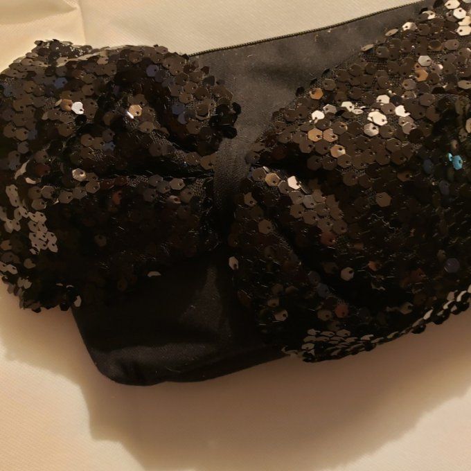 Pochette de soirée noire et pailletée- Pièce unique-