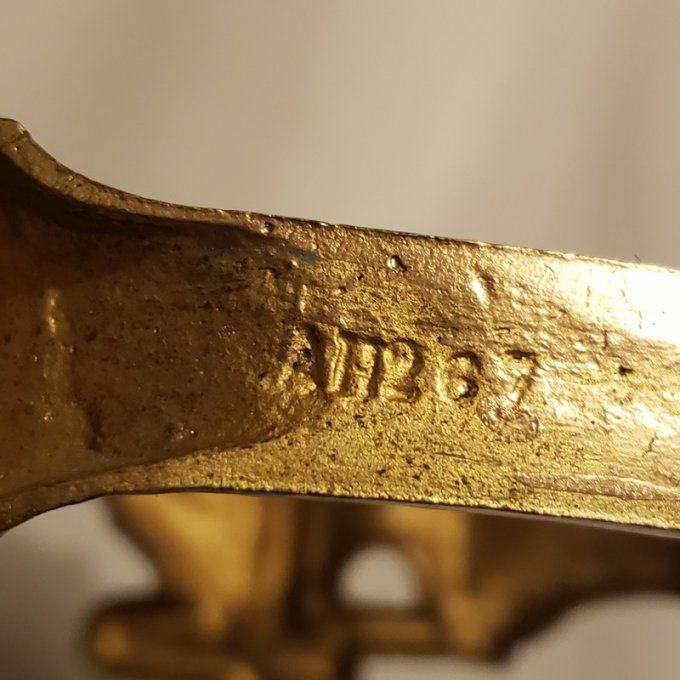  Embrasse de rideaux en bronze doré   Style Louis XVI, fin XIXe siècle