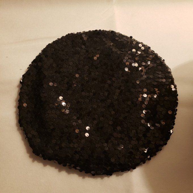 Béret chic en tissu pailleté noir - Pièce unique - Création artisanale 