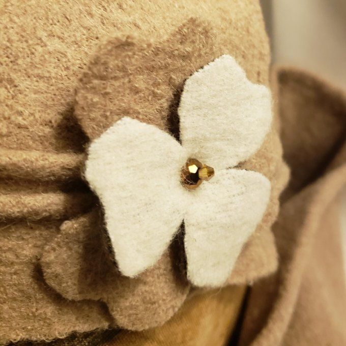 Ensemble snood + chapeau en laine bouillie beige – création artisanale