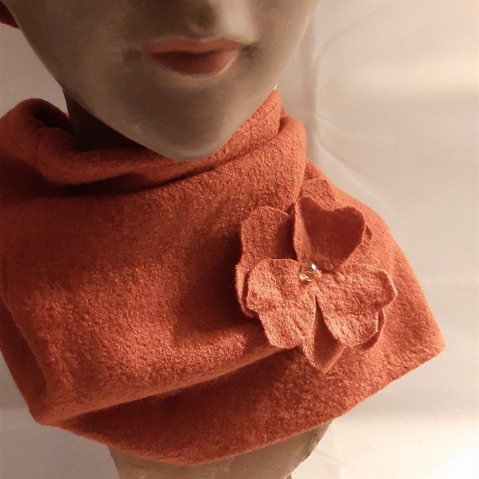 Ensemble snood + chapeau en laine bouillie orange – création artisanale