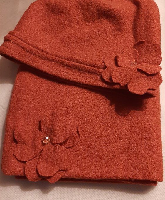 Ensemble snood + chapeau en laine bouillie orange – création artisanale