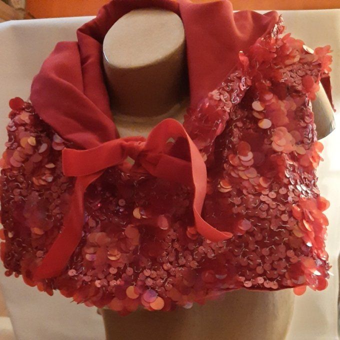 Cape col à Capuche en Paillettes rouges – Pièce Unique -