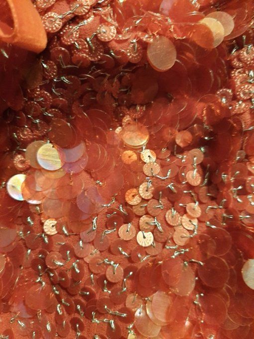 Cape col à Capuche en Paillettes rouges – Pièce Unique -