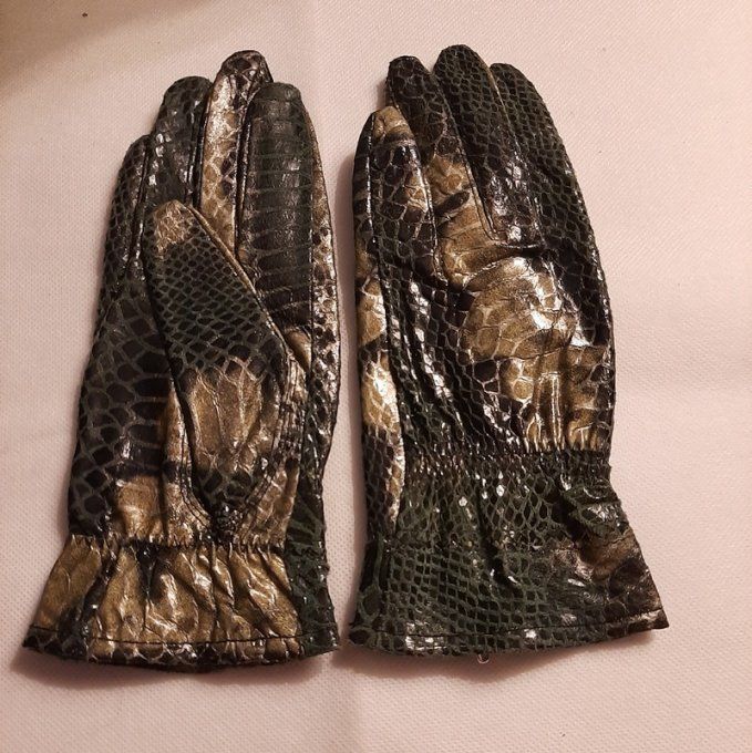 Paire de Gants élégants en cuir imprimé  