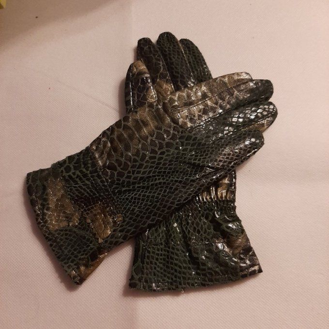 Paire de Gants élégants en cuir imprimé  