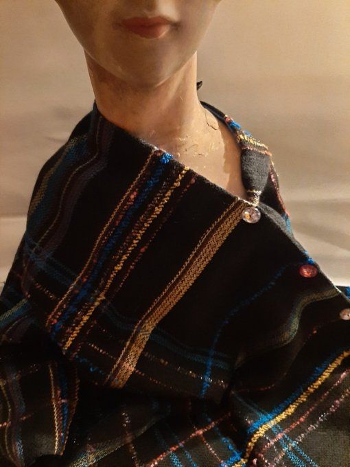 Étole–Châle–Poncho 3-en-1 en tweed et soie, fermé par boutons – Pièce unique