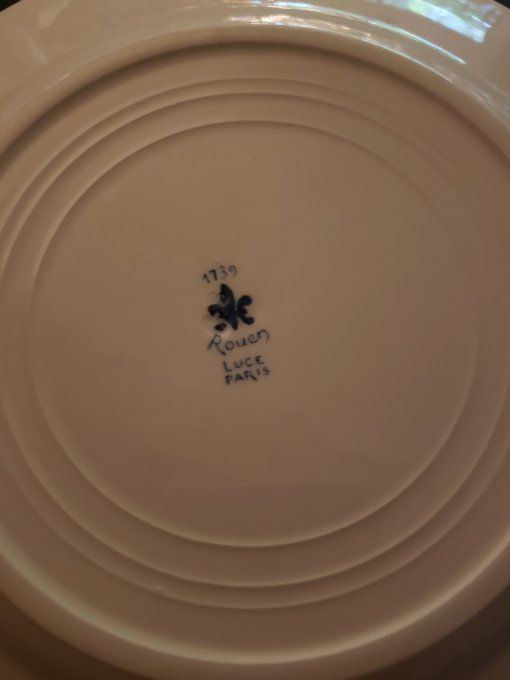 Assiette faïence LUCE Paris – modèle Rouen 1739, décor bleu et ocre 