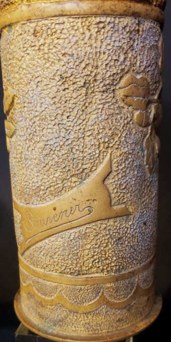 Vase dans ancienne douille d’obus calibre 77mm– Art de tranchée 1914-1918 – 