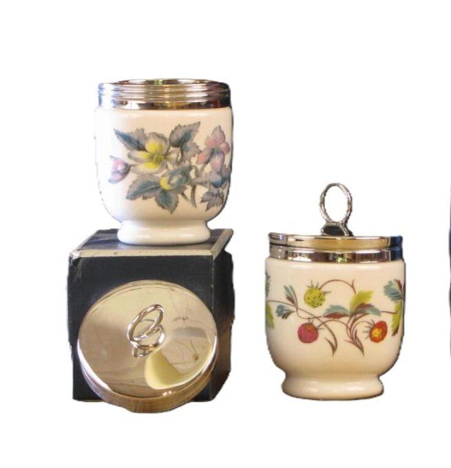 Paire de Cuiseurs à œufs vintage en porcelaine anglaise " Royal Worcester " 