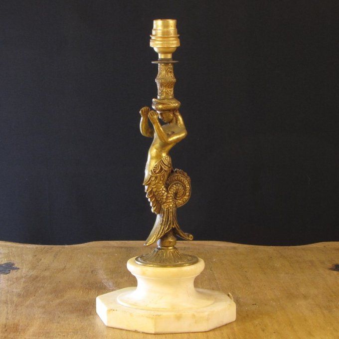 Pied de lampe ancien en bronze doré et base en marbre – motif  femme poisson stylisé