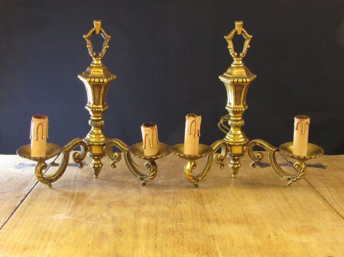 Paire d’appliques murales anciennes en laiton doré – style Louis XV / années 50