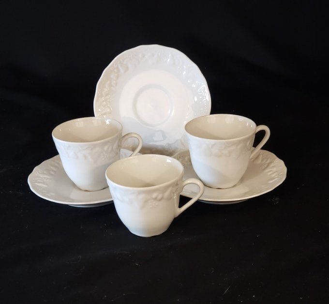  Elégant service à café en porcelaine blanche,  7 pièces, style classique  