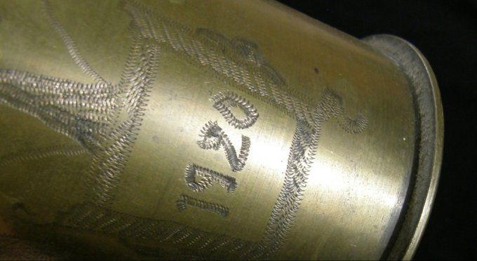 Paire de vases en douilles d’obus – Art des tranchées 1920